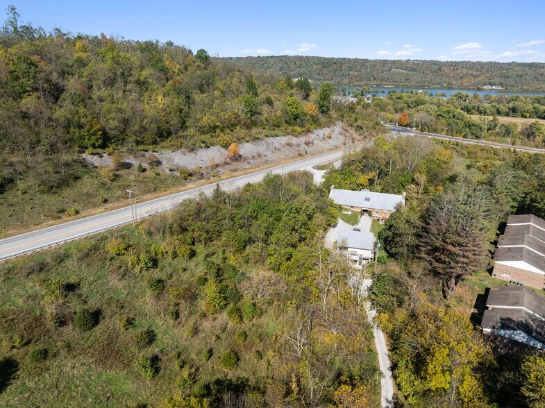 Primary Photo Of 4465 W Augusta Chatham Rd, Augusta Winery Vineyard For Sale