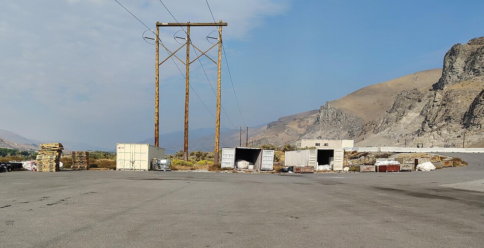 More Photos Of 4151 US 97, Wenatchee Manufacturing For Sale