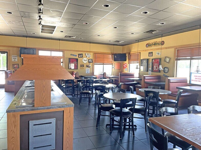 More Photos Of 597 L Roger Wells Blvd, Glasgow General Retail For Lease