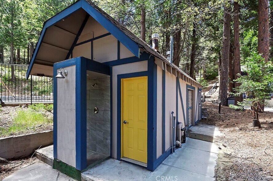 More Photos Of 480 Cottage Grove Rd, Lake Arrowhead Lodge Meeting Hall For Sale