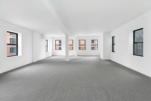 More Photos Of 251 E 33rd St, New York Medical For Lease