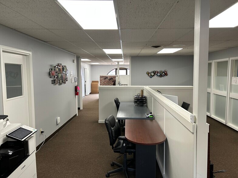 More Photos Of 1150 Elkton Dr, Colorado Springs Office For Sale