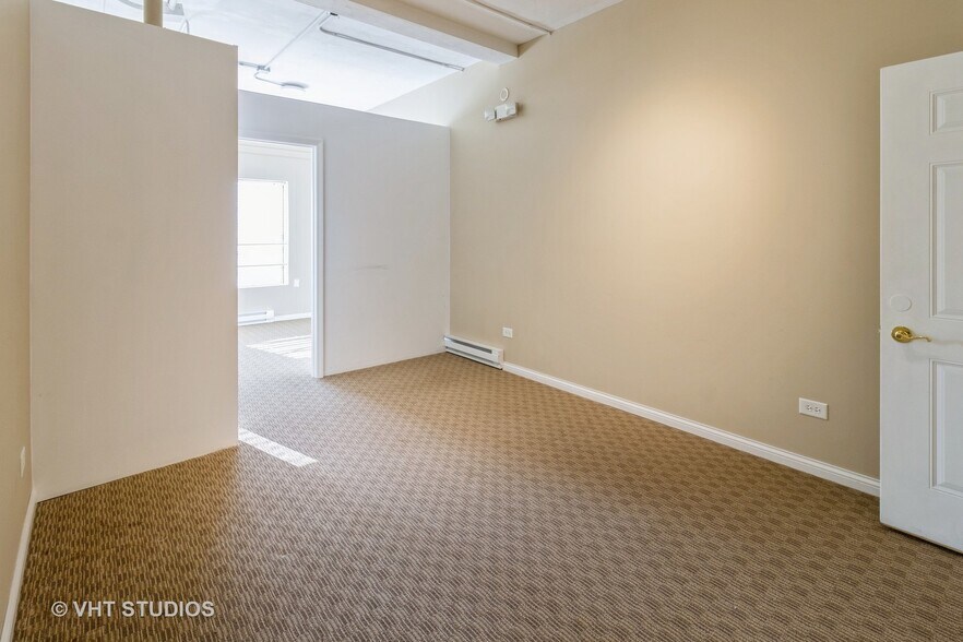 More Photos Of 119-121 Calhoun St, Woodstock Storefront Retail Office For Lease