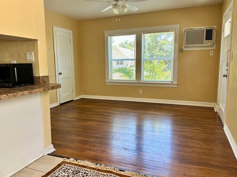 More Photos Of 240 20th Ave, Saint Petersburg Apartments For Sale