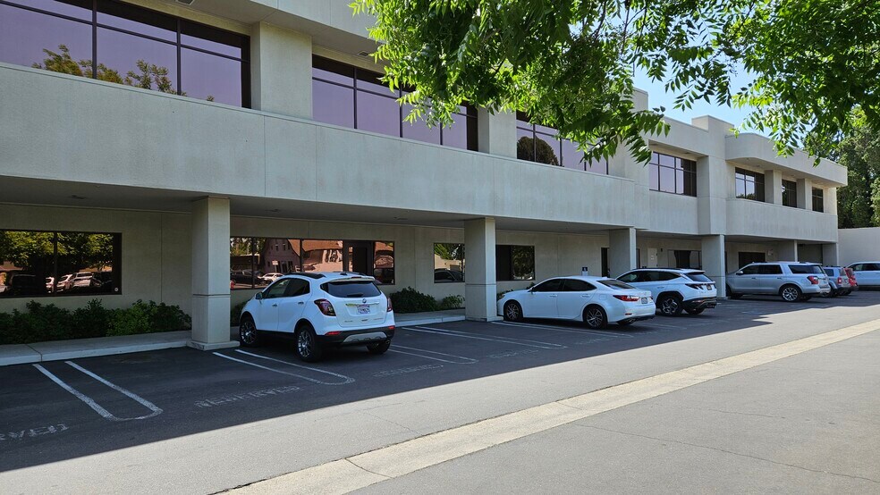 More Photos Of 1100 14th St, Modesto Office For Lease