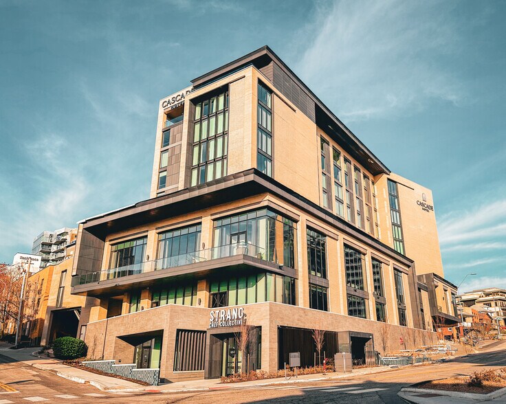 Primary Photo Of 4600 Wornall Rd, Kansas City Hotel For Lease