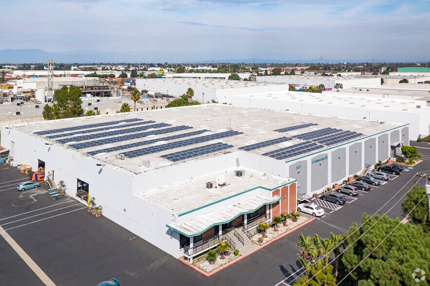 Primary Photo Of 2677-2679 E El Presidio St, Long Beach Warehouse For Lease