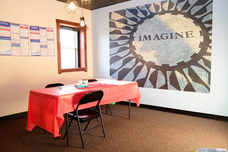 More Photos Of 119 W Carroll St, Macomb Office For Sale