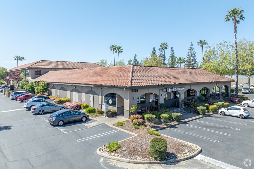 More Photos Of 2901 Sunrise Blvd, Rancho Cordova Unknown For Lease
