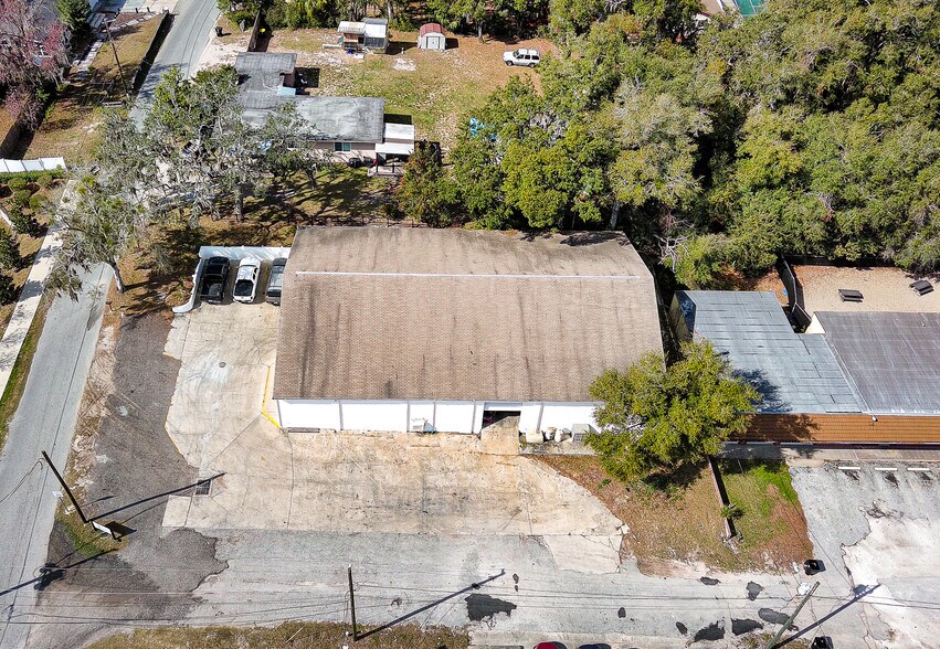 More Photos Of 103 Highland St, Orange City Warehouse For Sale