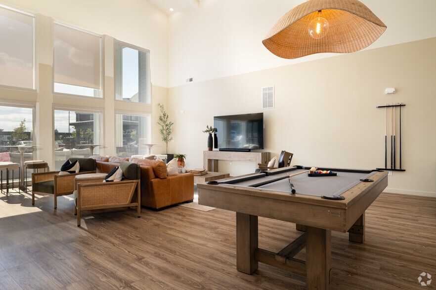 More Photos Of 3040 S South Fork Blvd, Idaho Falls Apartments For Sale