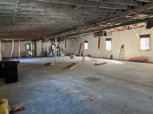 More Photos Of 1724 W 2nd St, Santa Ana Warehouse For Sale