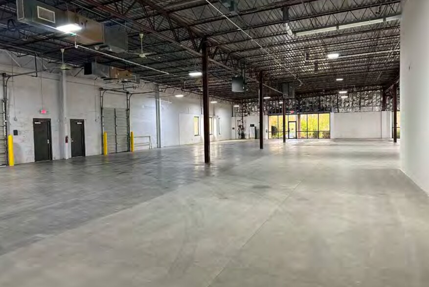 More Photos Of 1320 Kemper Meadow Dr, Cincinnati Unknown For Lease