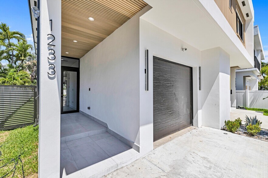 More Photos Of 1233 NE 12th Ave, Fort Lauderdale Apartments For Sale