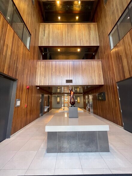 More Photos Of 2107 N Broadway, Santa Ana Loft Creative Space For Sale