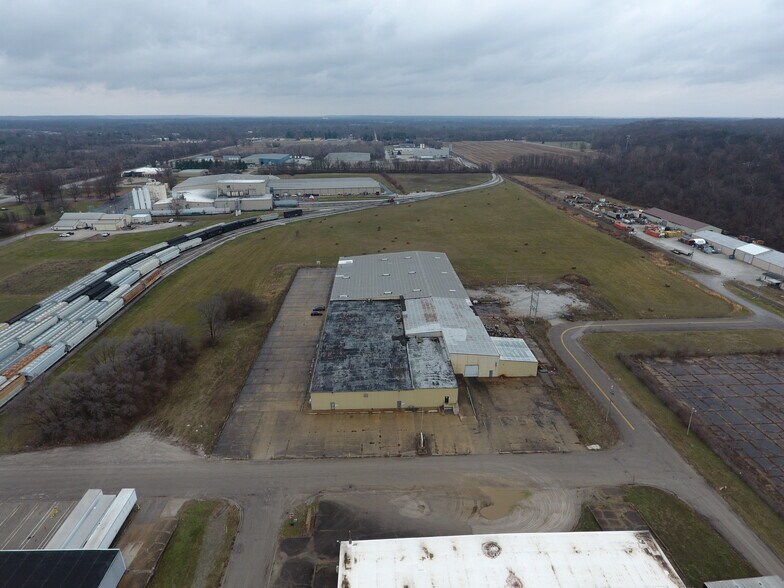 Primary Photo Of 4040 1st Pky, Terre Haute Industrial For Sale