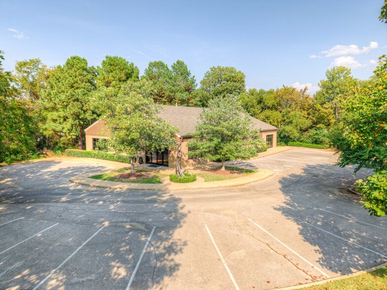 More Photos Of 520 Trinity Creek Cv, Cordova Medical For Sale