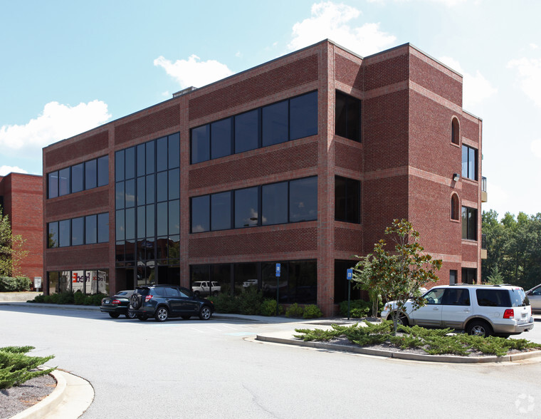 Primary Photo Of 827 Fairways Ct, Stockbridge Office For Lease