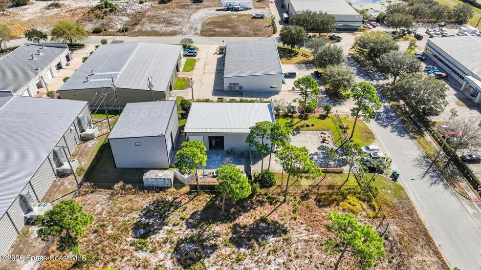 More Photos Of 2972 Oxbow Cir, Cocoa Industrial For Sale