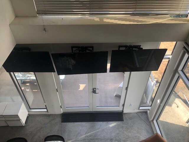 More Photos Of 615 Hampton Dr, Venice Apartments For Lease