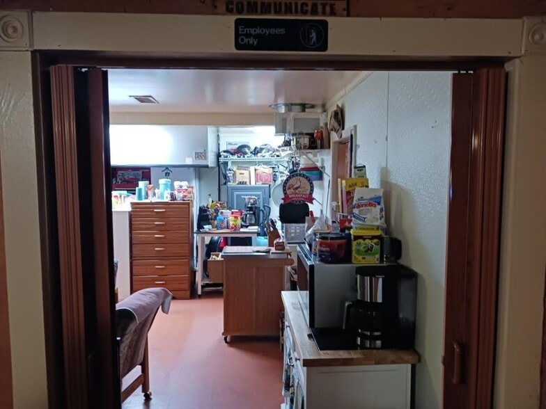 More Photos Of 4161 Hwy 62 SW, Mountain Home Restaurant For Sale
