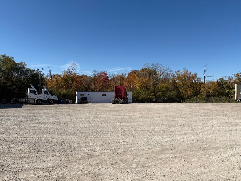 More Photos Of 601 Zurich Rd, Joliet Land For Lease