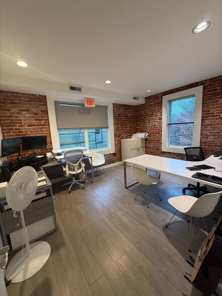 More Photos Of 2300 Wisconsin Ave NW, Washington Loft Creative Space For Lease