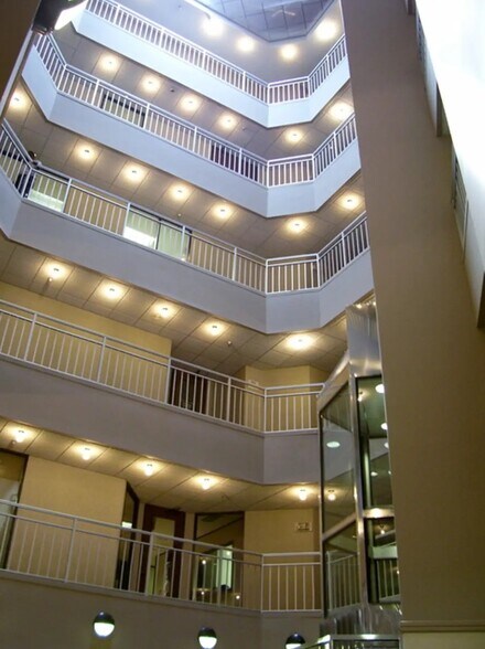 More Photos Of 2900 Westfork Dr, Baton Rouge Office For Lease