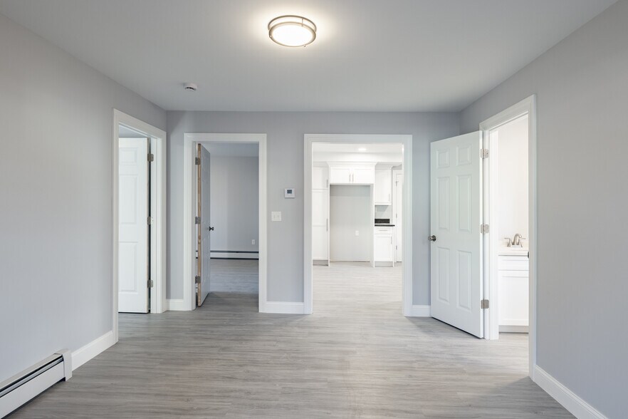 More Photos Of 159 Park St, Bristol Office For Sale