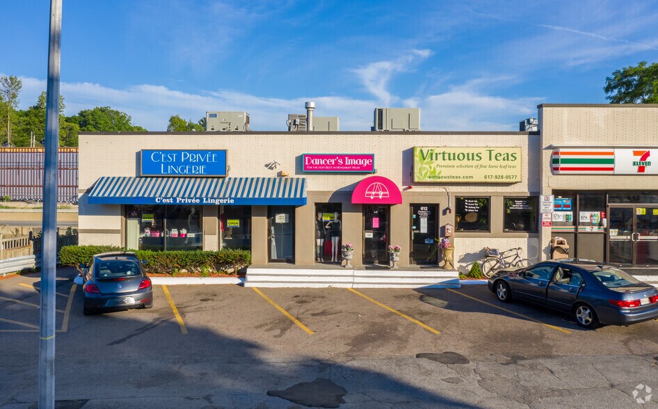 More Photos Of 612 Washington St, Newton Unknown For Lease