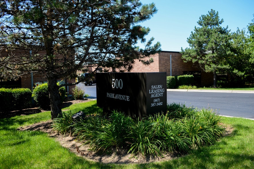 More Photos Of 500 Park Ave, Lake Villa Warehouse For Sale