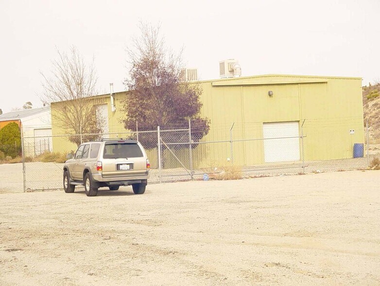 More Photos Of 4413 Old Woman Springs Rd, Yucca Valley Service For Lease