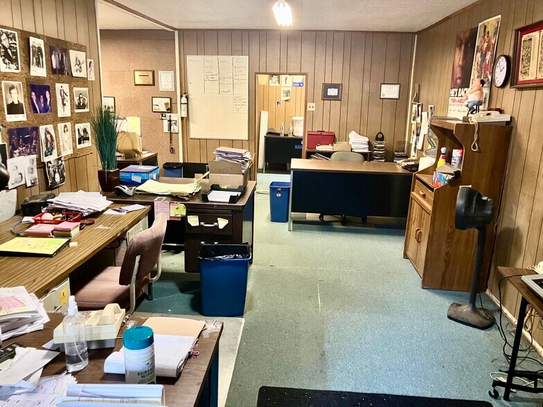 More Photos Of 141 Dunbar Ave, Fords Specialty For Sale