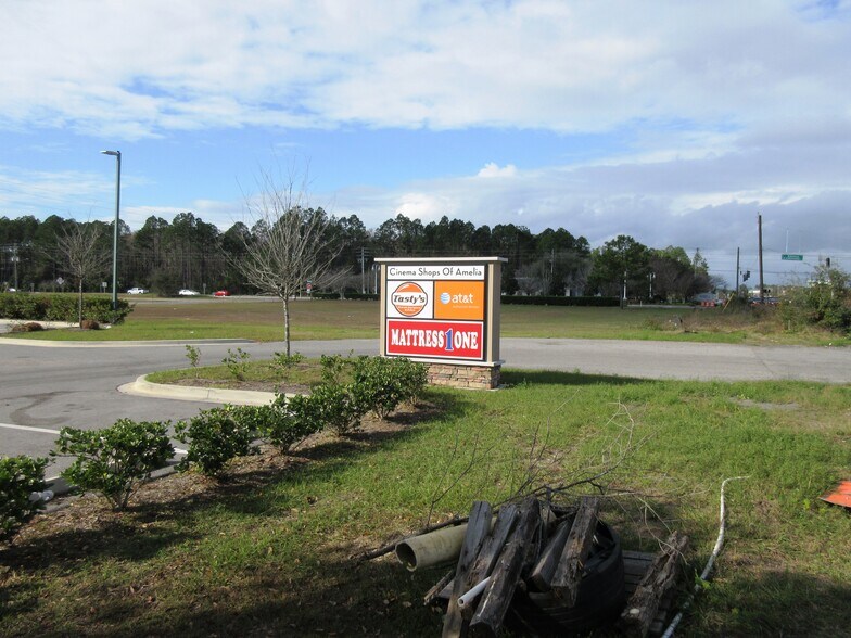 More Photos Of 463852 Sr-200, Yulee General Retail For Lease