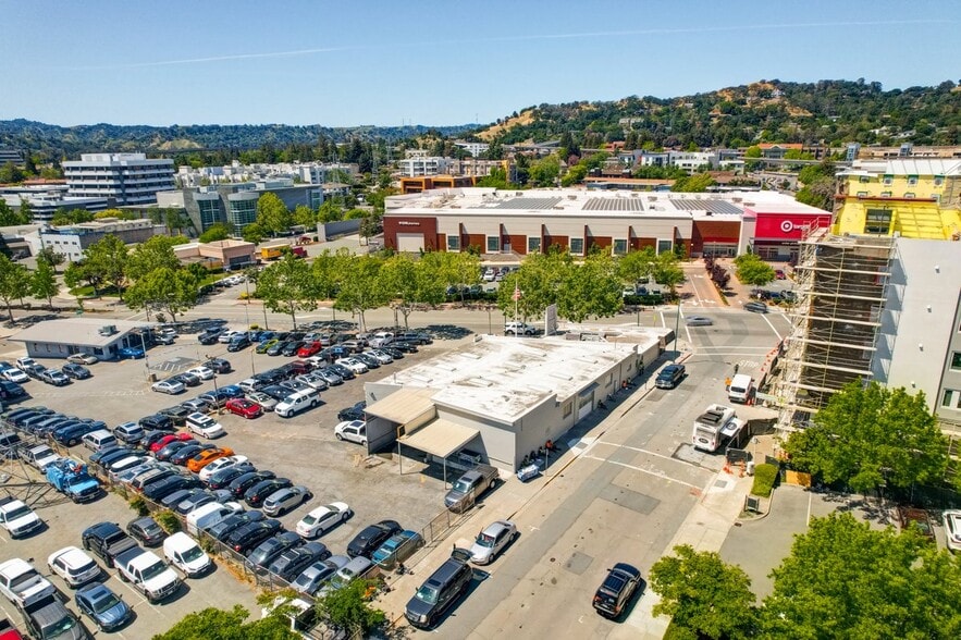 1890 N Main St, Walnut Creek, CA 94596 Auto Dealership For Sale