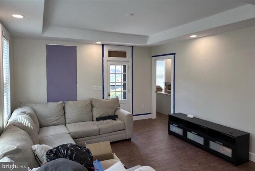 More Photos Of 2167 Main St, Lititz Flex For Sale