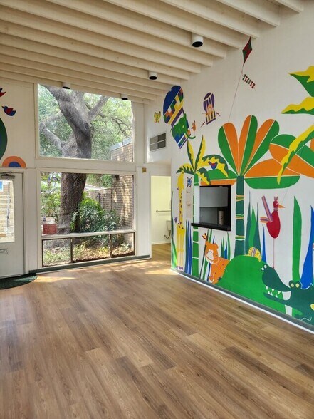 More Photos Of 8647 Wurzbach Rd, San Antonio Unknown For Lease