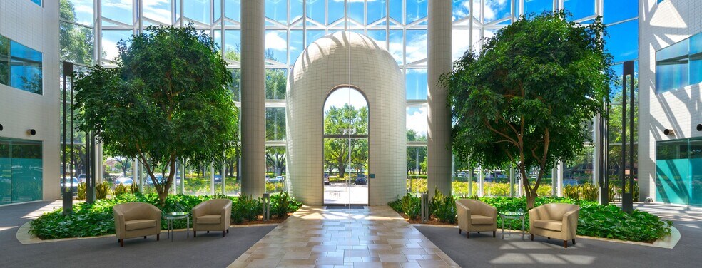 More Photos Of 15810 Park Ten Pl, Houston Office For Lease