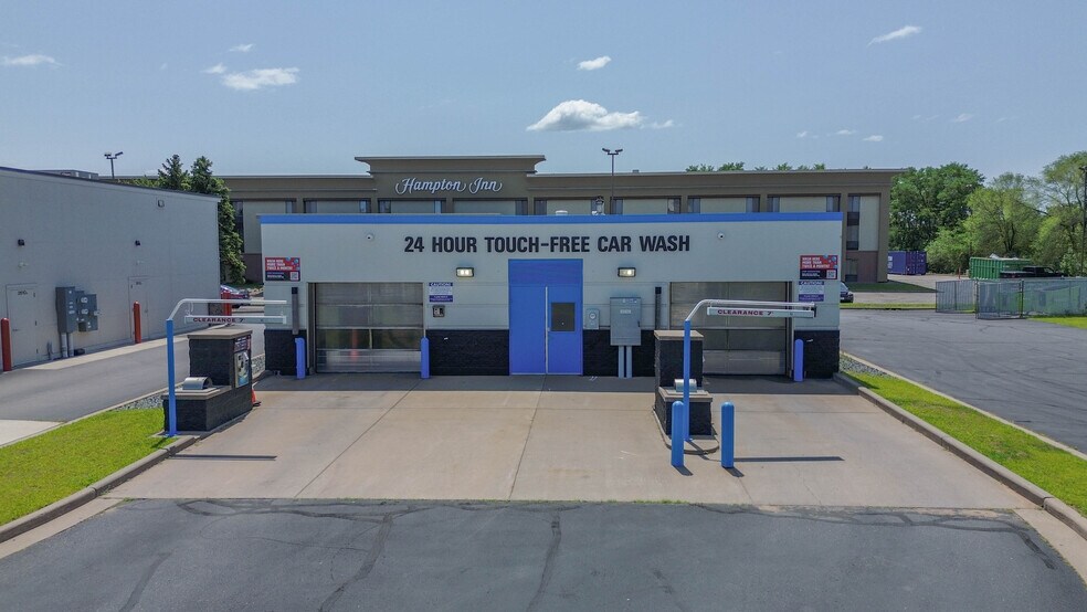 More Photos Of 2610 Craig Rd, Eau Claire Carwash For Sale