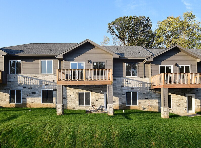 More Photos Of , Bellevue Multifamily For Sale