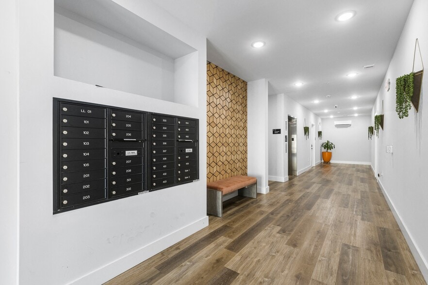 More Photos Of 50-56 Norfolk St, Newark Apartments For Lease