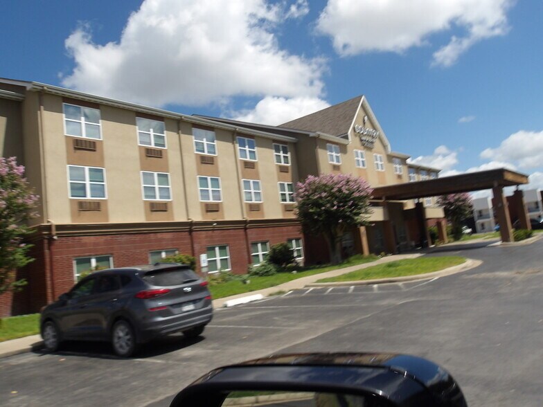 More Photos Of 3825 S Expressway 83, Harlingen Land For Sale