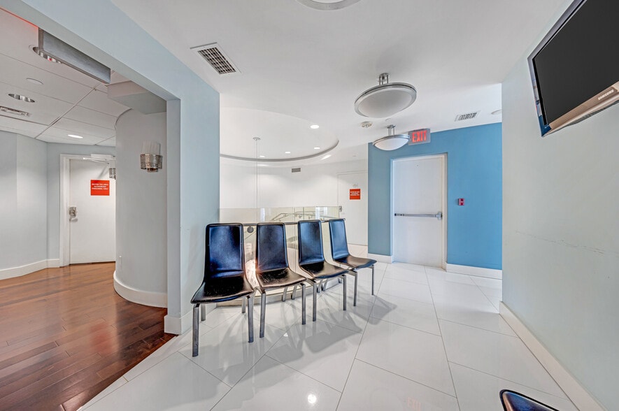 More Photos Of 1693 SW 27th Ave, Miami Office For Sale