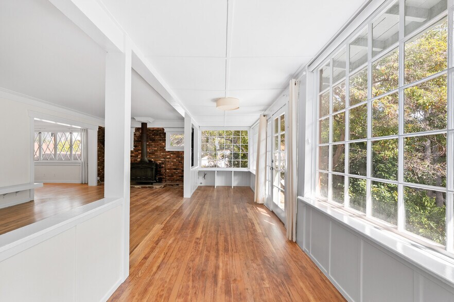 More Photos Of 2024 Laurel Canyon Blvd, Los Angeles Multifamily For Sale