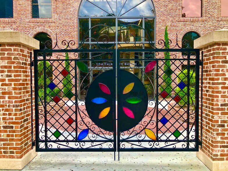 More Photos Of 100 3rd St S, Saint Petersburg Loft Creative Space For Lease