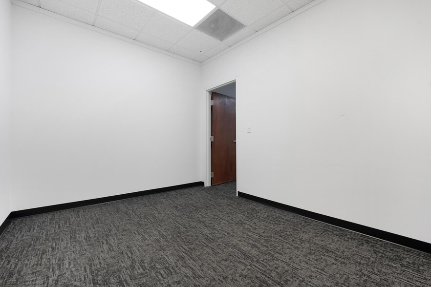 More Photos Of 500 SE 15th St, Fort Lauderdale Medical For Lease