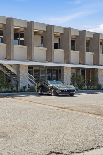 More Photos Of 13273 Ventura Blvd, Studio City Storefront Retail Office For Lease