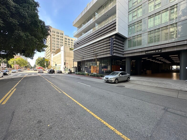 More Photos Of 825 S Hill St, Los Angeles Apartments For Lease