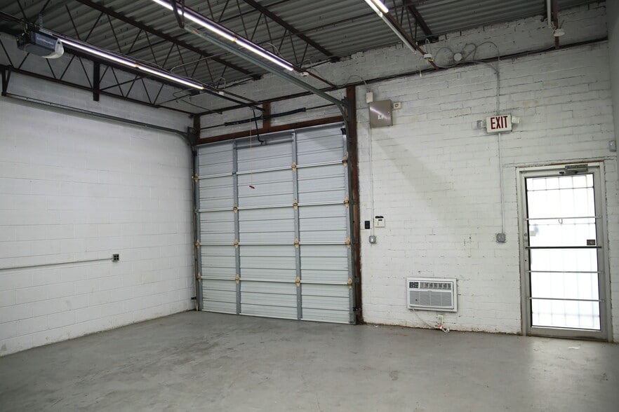 More Photos Of 4764 Hammermill Rd, Tucker Light Distribution For Lease