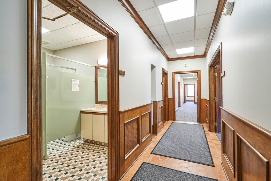 More Photos Of 1920 Georgetown Rd, Hudson Medical For Sale